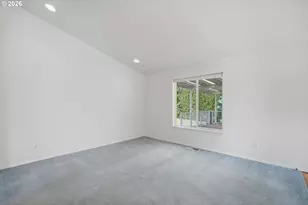 3100 N Clearbrook Ct, Newberg, OR 97132 - Photo 8