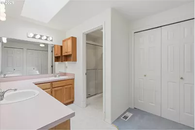 3100 N Clearbrook Ct, Newberg, OR 97132 - Photo 24