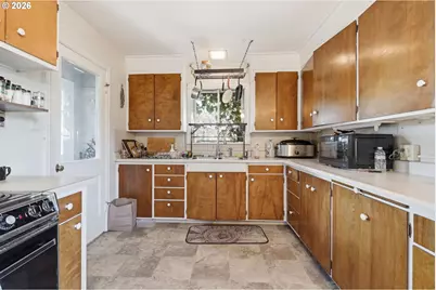 1401 N Goerig St, Woodland, WA 98674 - Photo 16