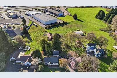 1401 N Goerig St, Woodland, WA 98674 - Photo 2