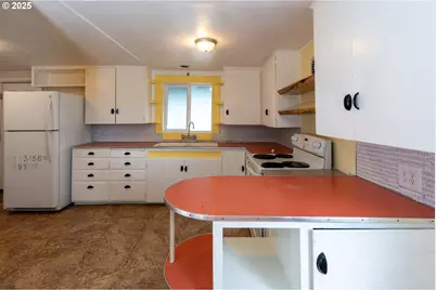 3950 Highway 47, McMinnville, OR 97128 - Photo 22