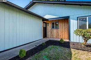 4490 Constitution Ln, Longview, WA 98632 - Photo 2