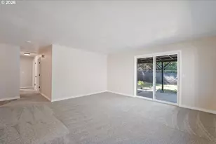 4490 Constitution Ln, Longview, WA 98632 - Photo 4