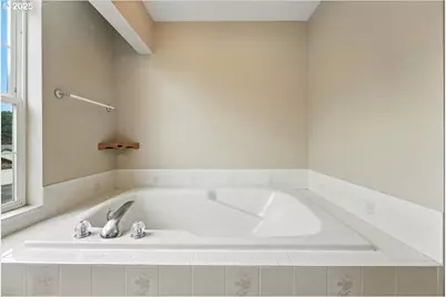 21638 NE Interlachen Ln, Fairview, OR 97024 - Photo 22