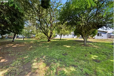 666 SW Ferry Ave, Siletz, OR 97380 - Photo 28