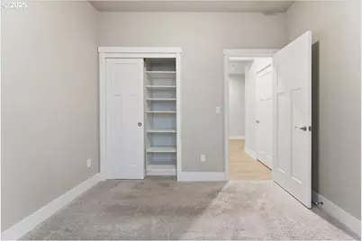 8565 SW 176th Ave, Beaverton, OR 97007 - Photo 16