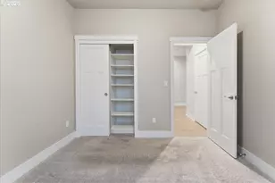 8565 SW 176th Ave, Beaverton, OR 97007 - Photo 16