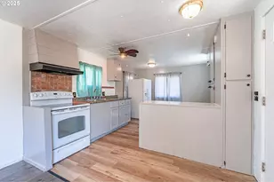 34956 Seavey Loop Rd, Eugene, OR 97405 - Photo 2