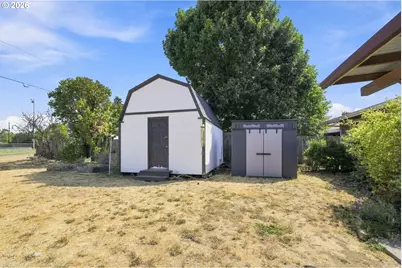 1785 N Danebo Ave, Eugene, OR 97402 - Photo 38