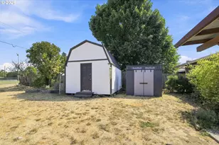 1785 N Danebo Ave, Eugene, OR 97402 - Photo 38