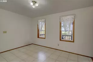 34009 Territory Rd, Oysterville, WA 98641 - Photo 16