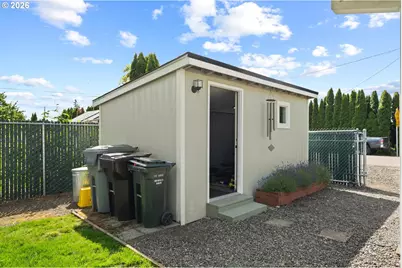 24486 S Barlow Rd, Canby, OR 97013 - Photo 20