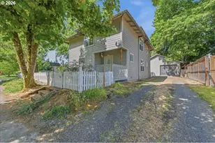 2242 C St, Forest Grove, OR 97116 - Photo 4