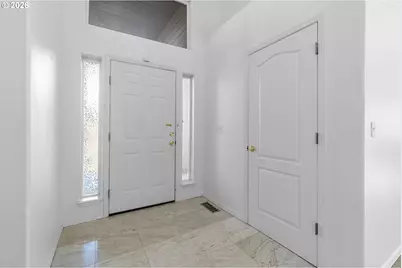 4735 SE Powell Butte Pkwy, Portland, OR 97236 - Photo 4