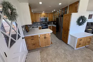 5968 E St, Springfield, OR 97478 - Photo 8