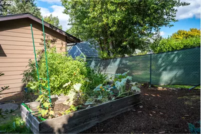 620 Judson St SE, Salem, OR 97302 - Photo 42