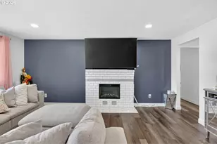 301 NE 109th St, Vancouver, WA 98685 - Photo 8