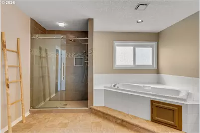 1522 NE Marine Dr, Portland, OR 97211 - Photo 34