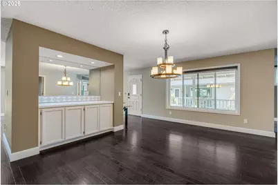 1522 NE Marine Dr, Portland, OR 97211 - Photo 14
