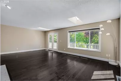 1522 NE Marine Dr, Portland, OR 97211 - Photo 10