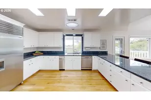 15709 Pelican Bay Dr, Brookings, OR 97415 - Photo 18
