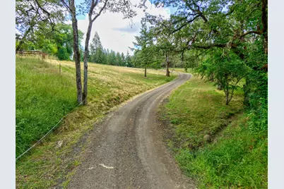445 Green Valley Rd, Oakland, OR 97462 - Photo 44