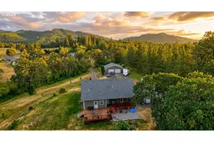 445 Green Valley Rd, Oakland, OR 97462 - Photo 48