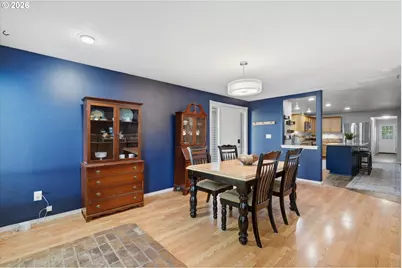 909 N Sitka Ave, Newberg, OR 97132 - Photo 6