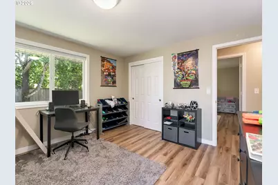 638 SW Westview Dr, McMinnville, OR 97128 - Photo 16