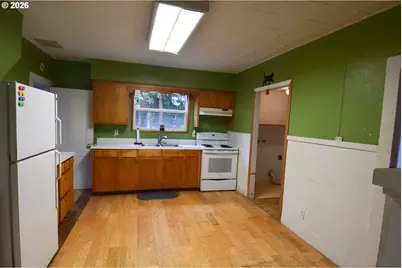 195 Fir St, Mount Angel, OR 97362 - Photo 6