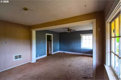 195 Fir St, Mount Angel, OR 97362 - Photo 4