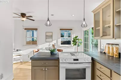6137 NE 15th Ave, Portland, OR 97211 - Photo 16