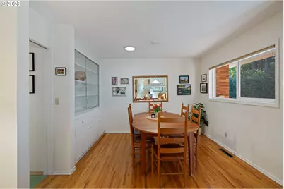 6167 SW Miles Ct, Portland, OR 97219 - Photo 10