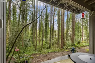 4000 Carman Dr, Lake Oswego, OR 97035 - Photo 20