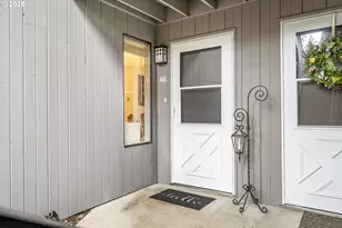 4000 Carman Dr, Lake Oswego, OR 97035 - Photo 2