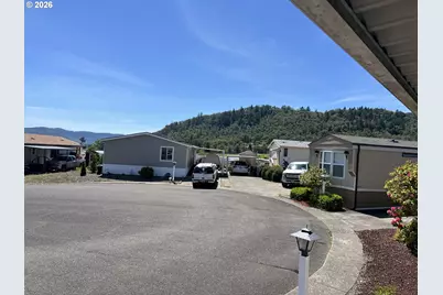 909 Shadow Ranch Ln, Roseburg, OR 97470 - Photo 6