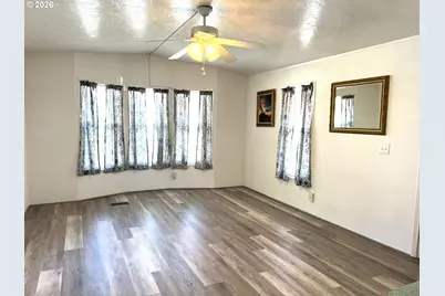 909 Shadow Ranch Ln, Roseburg, OR 97470 - Photo 10