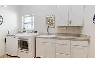 16881 Marina Heights Rd, Brookings, OR 97415 - Photo 28