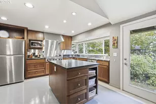 5485 NW Pondosa Dr, Portland, OR 97229 - Photo 16