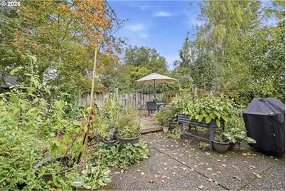 5485 NW Pondosa Dr, Portland, OR 97229 - Photo 32