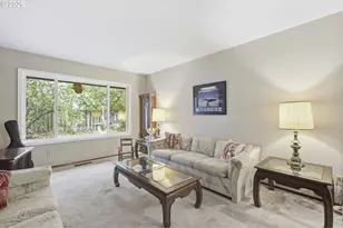 5485 NW Pondosa Dr, Portland, OR 97229 - Photo 10