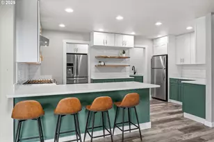 5062 NE Wasco Ct, Salem, OR 97305 - Photo 12