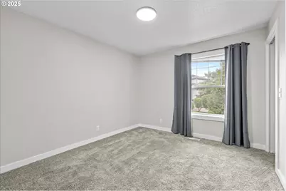 5062 NE Wasco Ct, Salem, OR 97305 - Photo 24