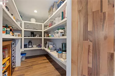 2164 SE Douglas Ave, Roseburg, OR 97470 - Photo 22