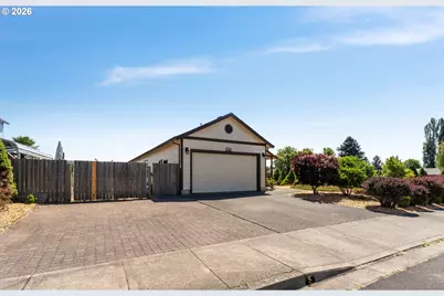 405 NW Viola St, Sheridan, OR 97378 - Photo 2