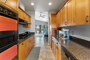 405 NW Viola St, Sheridan, OR 97378 - Photo 10