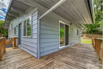 4522 Pacific Ave, Vancouver, WA 98663 - Photo 2