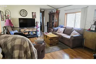 1809 26th St, La Grande, OR 97850 - Photo 2