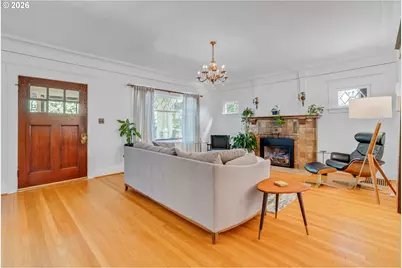128 SE Cesar E Chavez Blvd, Portland, OR 97214 - Photo 4