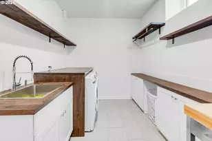 128 SE Cesar E Chavez Blvd, Portland, OR 97214 - Photo 40